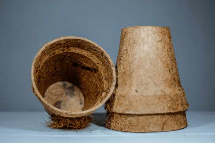 A bio-degredable natural pot made out of Coconut Fiber and compostable glue