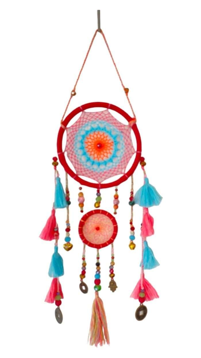 Minimum buy 5 pcs same or mix items to secure the price. 20 cm diameter large dream Cather is done directly by myself as well as the owner, the products I make are very complete with a choice of festive yarn colors, can also be custom for size and colour. Our premium quality dream catchers are handcrafted with colorful yarns and mote, come in various sizes, and are perfect for decoration. They are both beautiful and believed to bring good luck and positive energy. We accept both retail and wholesale orders.