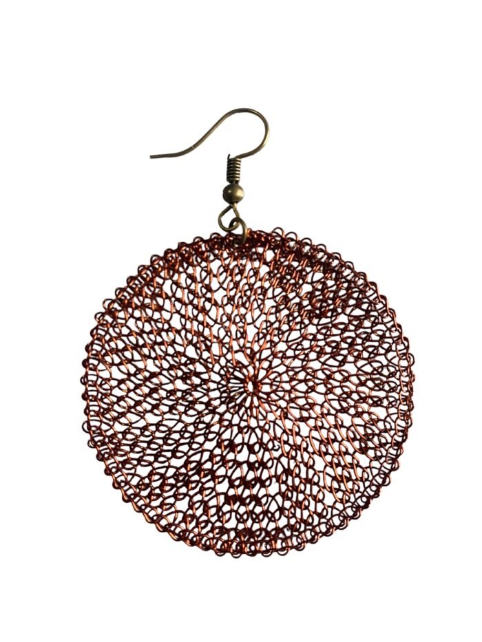 Made in bali with and worked by highly experienced craftsmen makes this jewellery or lamp cover decoration a great choice to decorate yourself and your home! Add a touch of elegant elegance to your home with our collection of handcrafted Wire lamp shades, made by skilled artisans in Bali. Our collection includes a variety of designs, from classic to modern and customizable options are also available. These lamp shades are not only functional but also a decorative piece that can add character and style to any room in your home. Invest in quality and artistry with our collection of wire lamp shades. Materials : Stainless steel | Shipping Weight : 0.02 Kg.