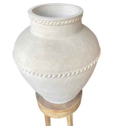 Tua Clay Vase