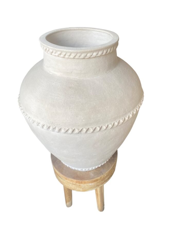 Tua Clay Vase