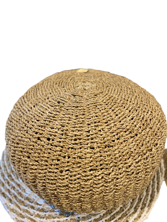 The Bali Natural Wicker Cushion is an eco-friendly home decor piece handmade in Bali. It is made from sustainable wicker , Its unique woven texture and natural tones make it a beautiful addition to any living space. Size: Diameter 60 cm