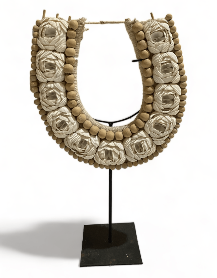 Charming Bali Sea Shells Necklace Home Decoration