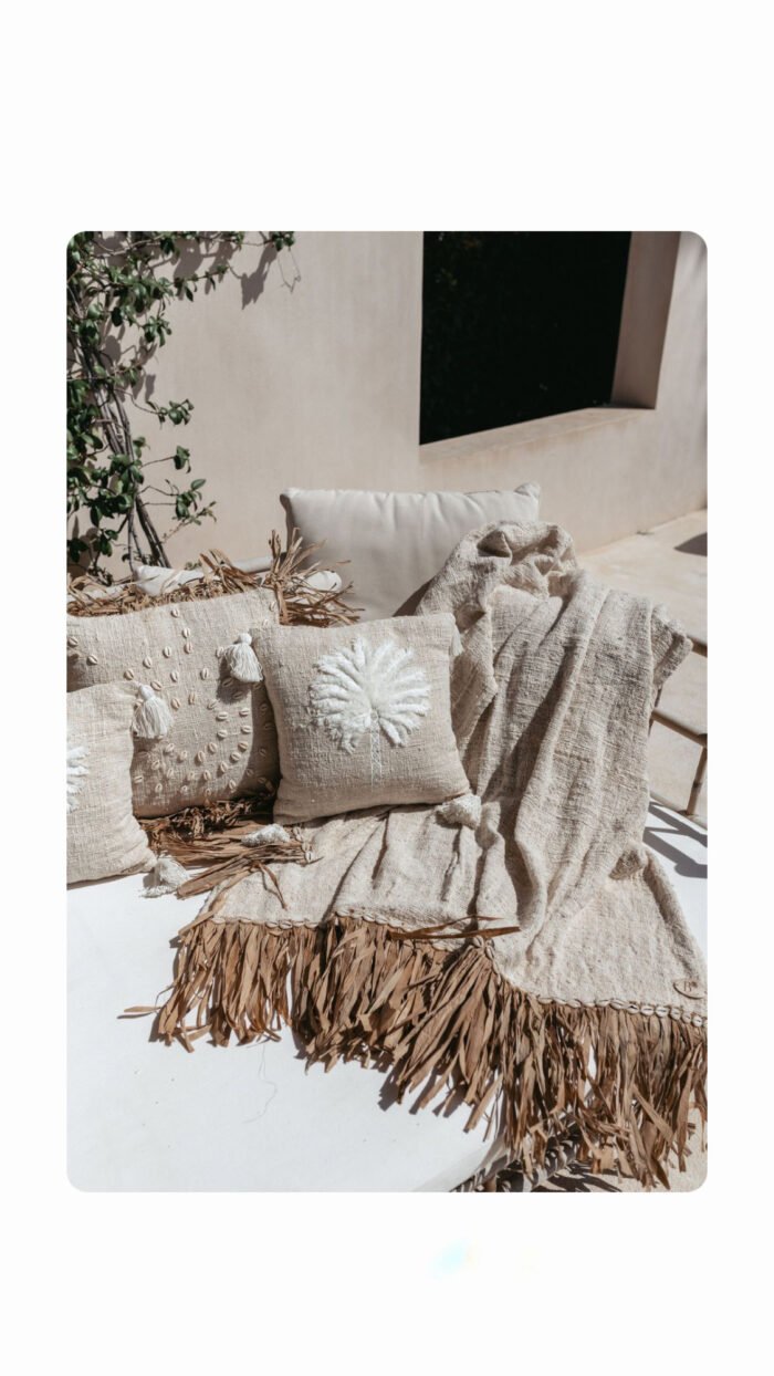 Elevate your space with our Bali Throw Blanket, handcrafted by skilled artisans in Indonesia. Featuring vibrant tropical patterns and made from natural fibers, each blanket offers unmatched comfort and style. Perfect for adding a touch of paradise to any setting, available at wholesale prices for your convenience. Checkout for 10 pcs to get wholesale price