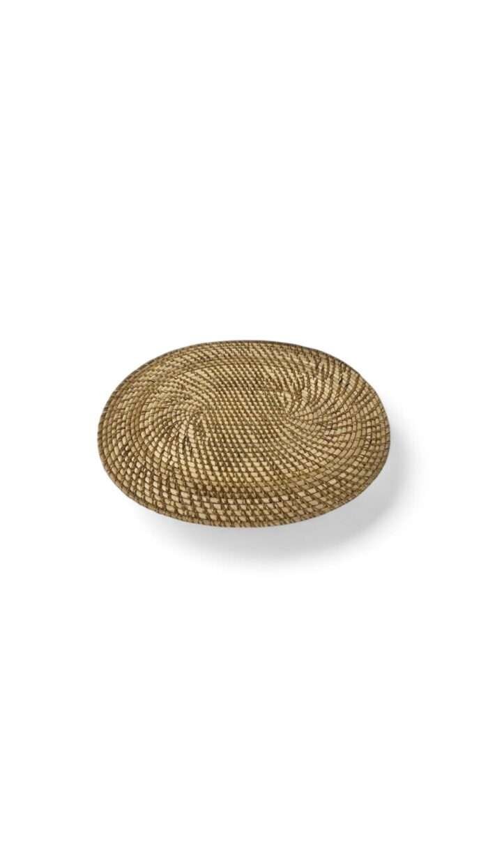 Geger Rattan Shop specializes in high-quality, handcrafted rattan products for wholesale, including baskets, cutlery sets, wall plates, coasters, and more. With over 10 years of experience, we offer worldwide shipping and custom order options to meet your needs. The price listed with 20 pcs quantities