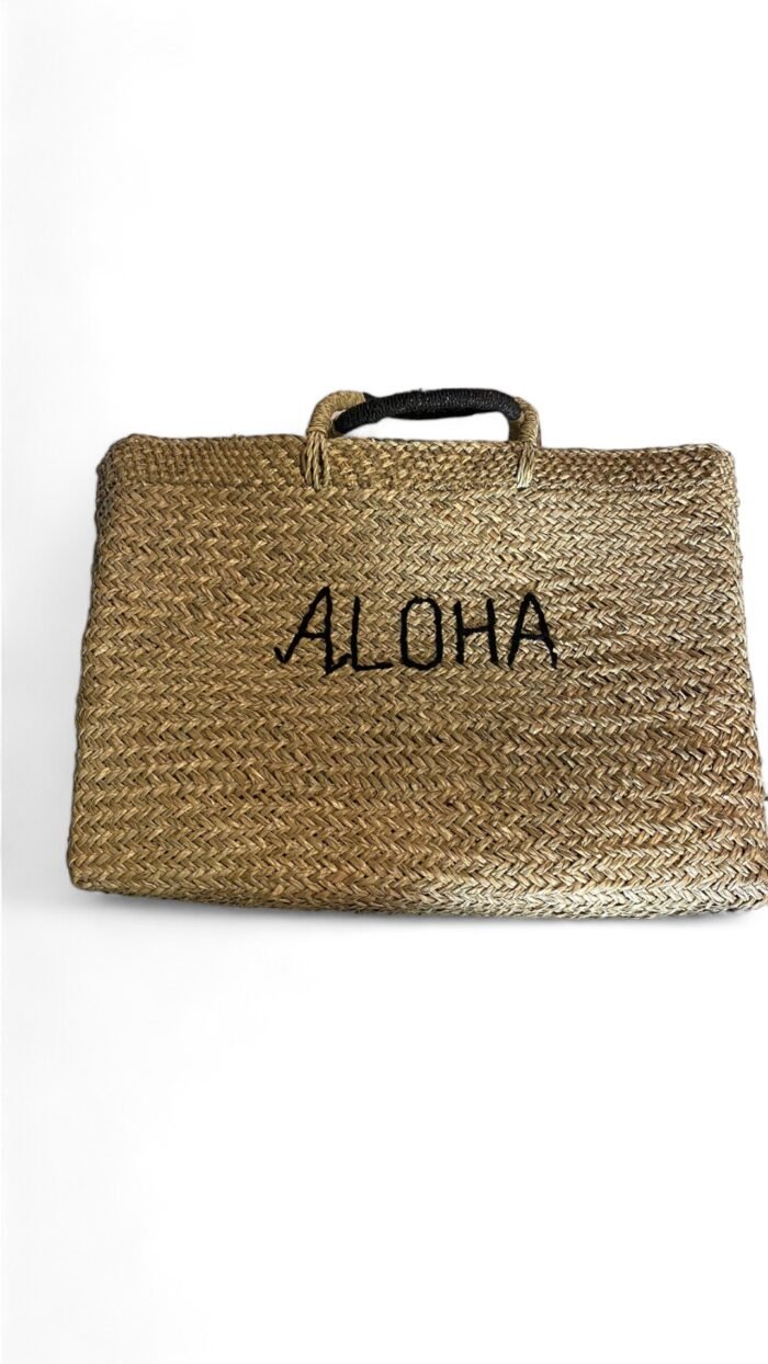 Personalise your style with our <strong>Custom Handbag with Name.</strong> Handcrafted from sustainable mendong grass, these durable, eco-friendly bags feature a spacious interior, comfortable handles, and a minimalist design. Add your name or logo for a unique touch, perfect for shopping, beach outings, or casual use. A stylish and sustainable accessory that reflects your brand. Size L : 48 x 35 x 16 Size M : 43 x 32 x 14 Size S : 40 x 28 x 13