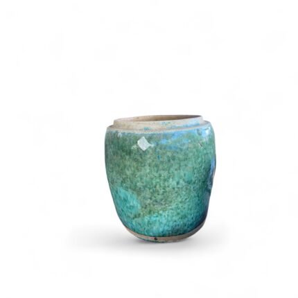 Antique Rice Storage Jar from Kalimantan – Vintage Ceramic Vessel for Cultural Display (30x30x20 cm)